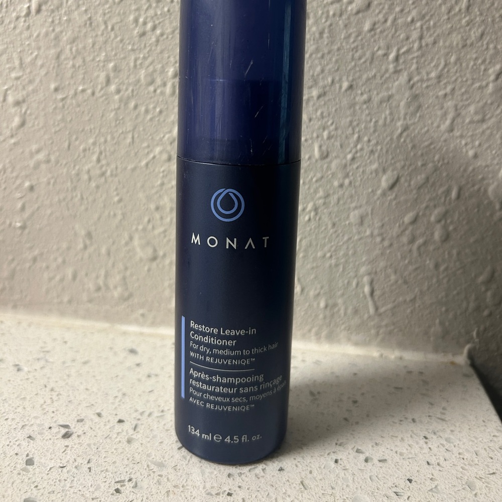 MONAT Restore Leave-In Conditioner - Blue